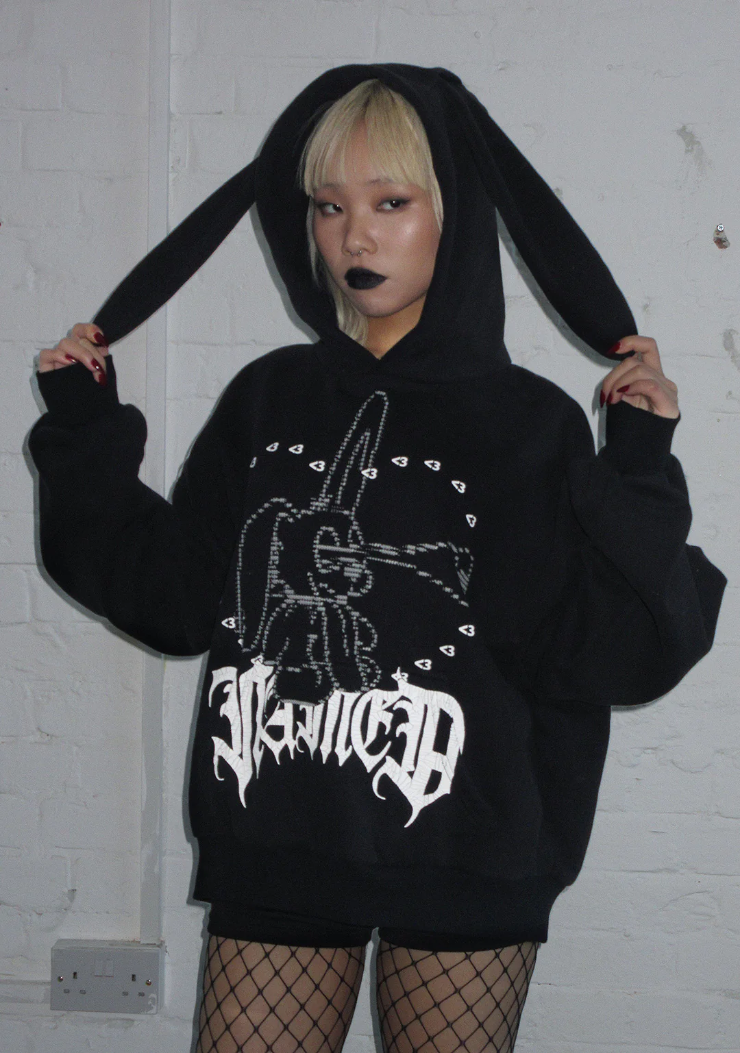 404 ERROR BUNNY HOODIE BLACK (DETACHABLE EARS) - Image 2