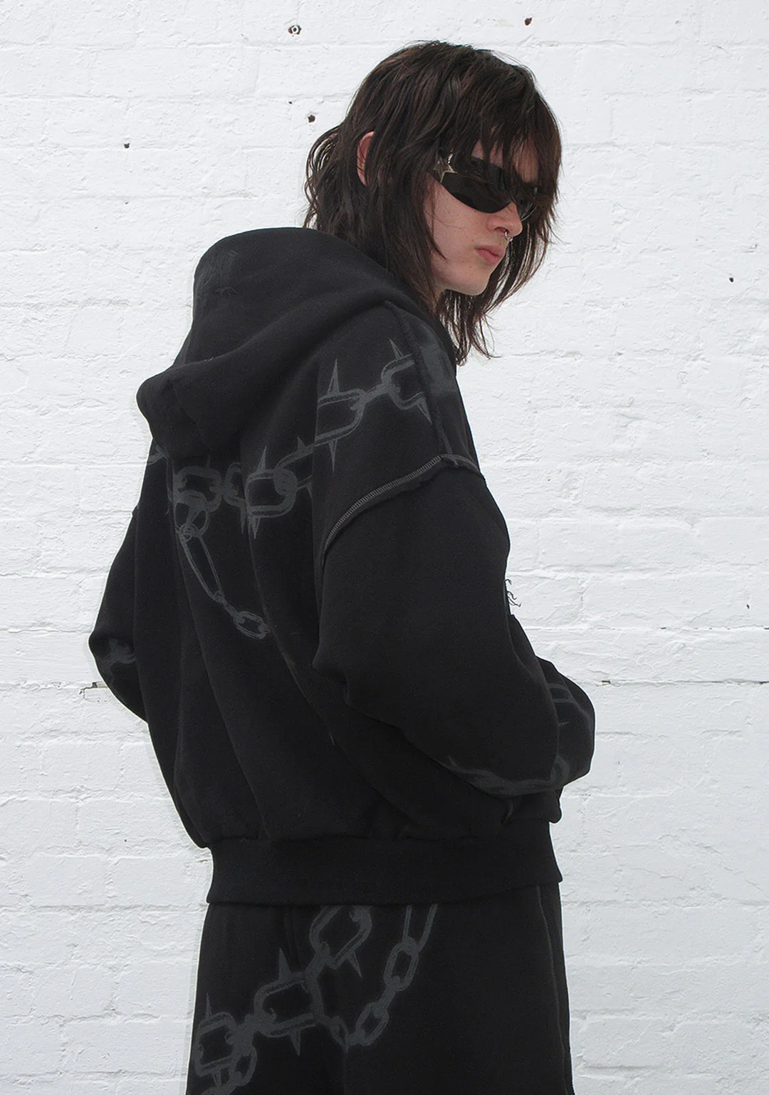 CHAINS ZIP HOODIE BLACK - Image 4