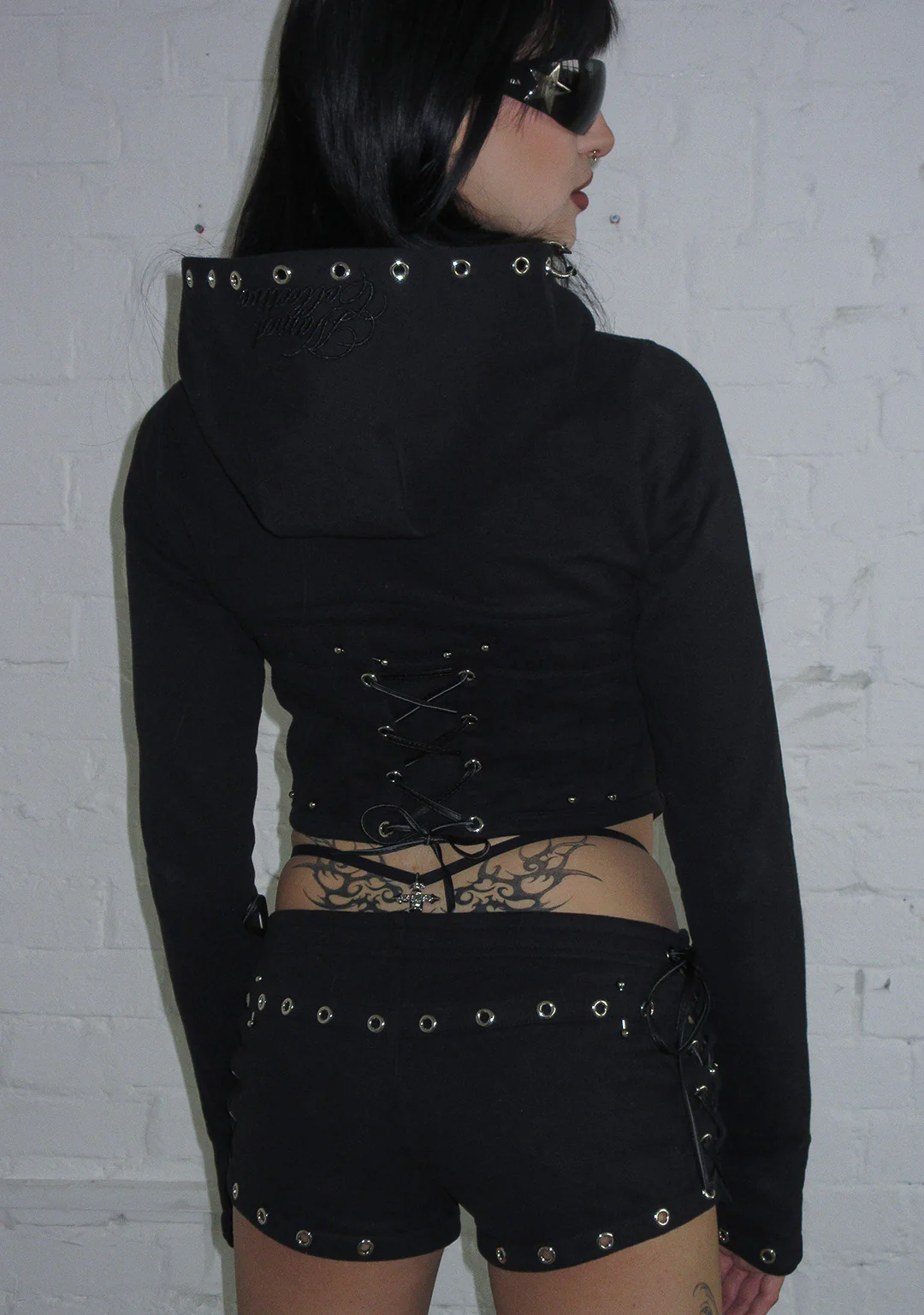 DESTROY PIERCED CORSET MICRO HOTPANT SHORTS BLACK - Image 4
