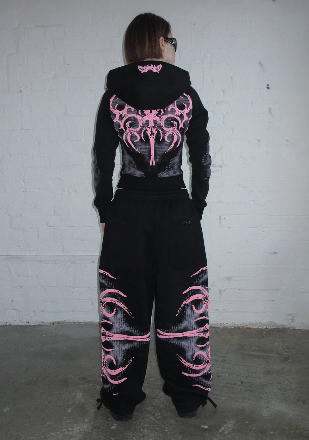 EUPHORIA PUFF PRINT OVERSIZED SWEATPANTS BLACK - Image 3