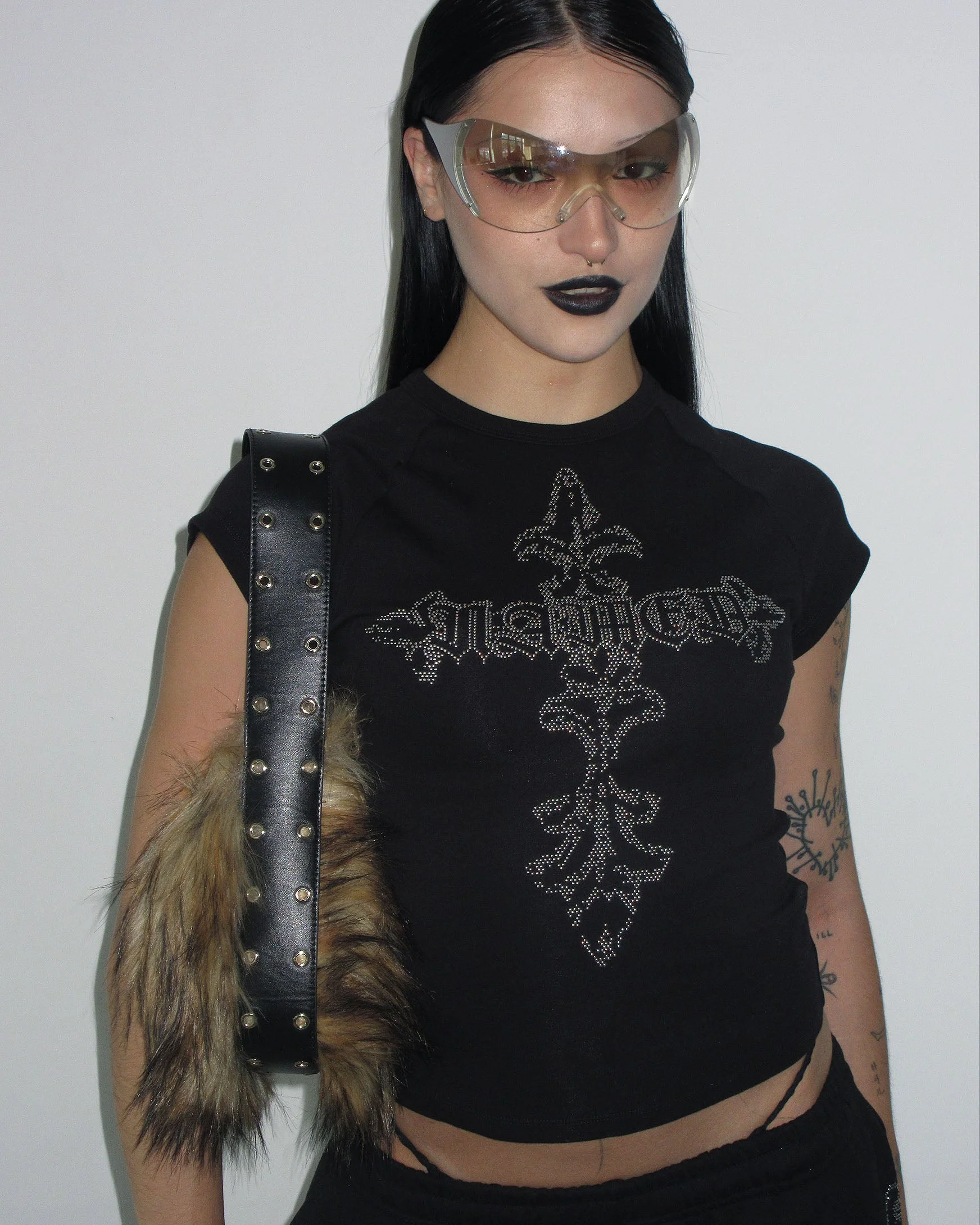 FERAL STUDDED BABY TEE BLACK - Image 2