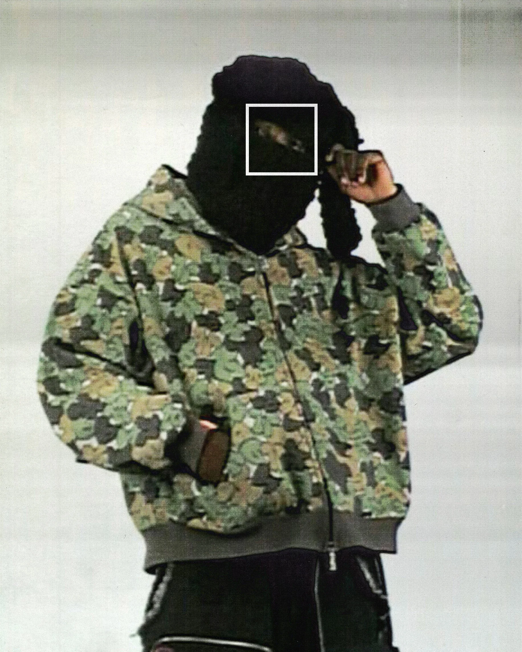 GRAFFITI CAMO ZIP HOODIE SOUR APPLE - Image 3