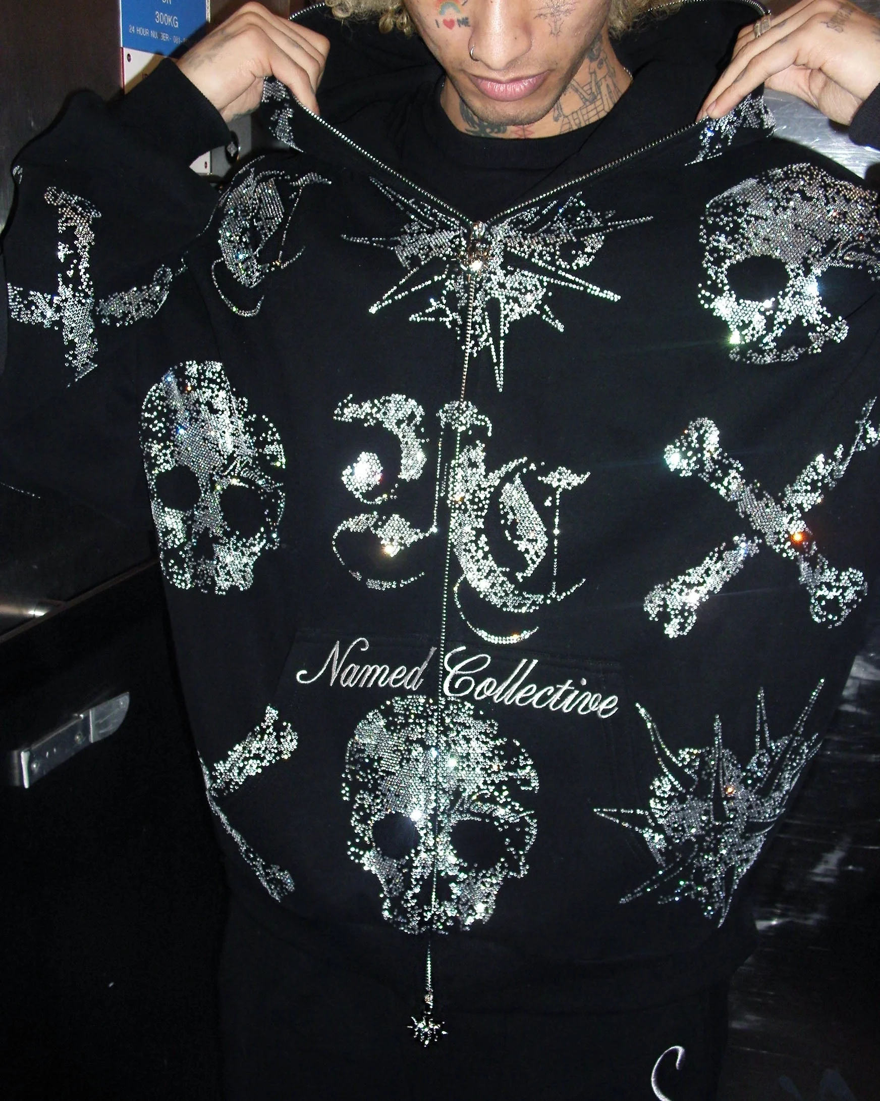 LETHAL RHINESTONE ZIP HOODIE BLACK - Image 2