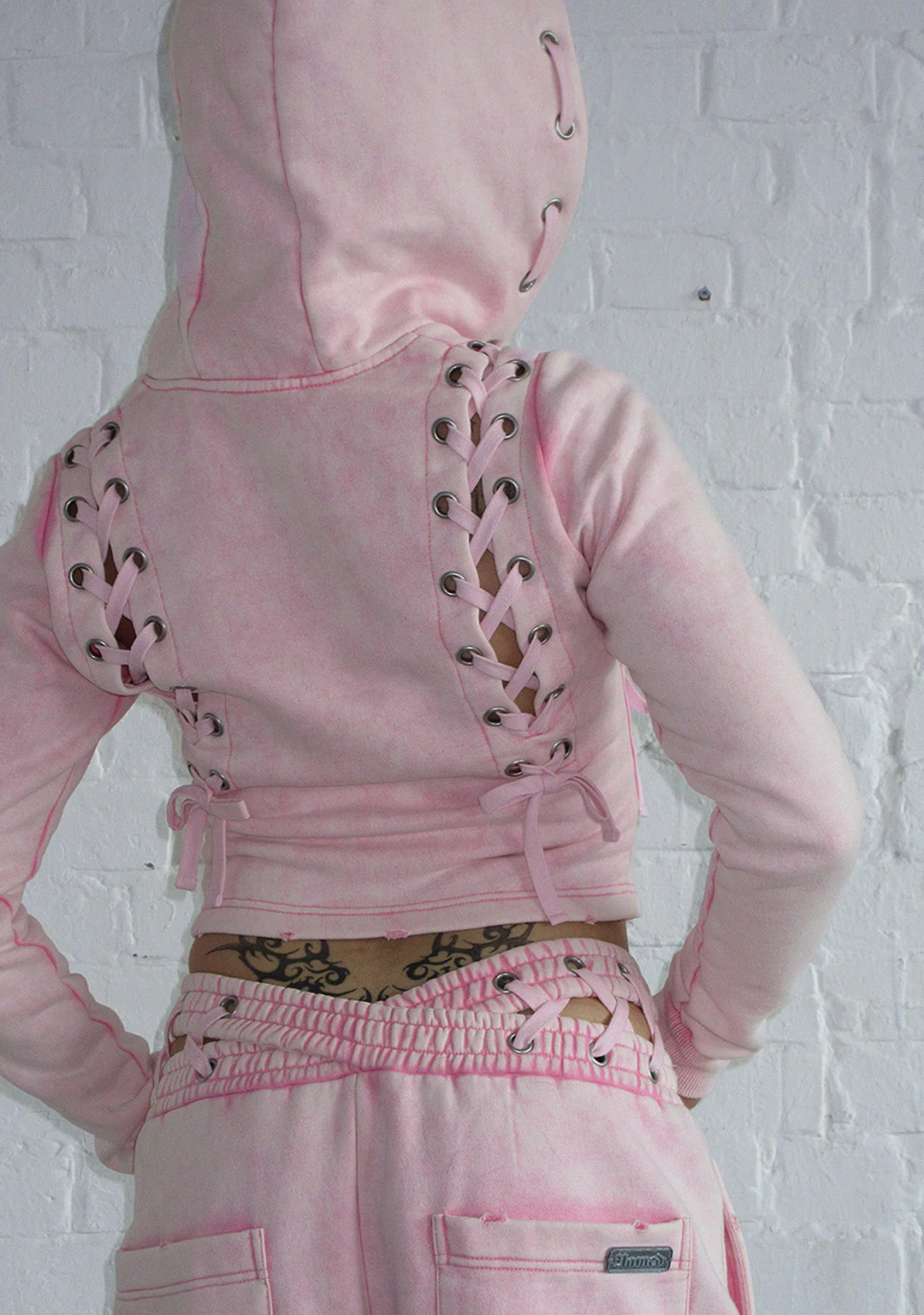 VENDETTA LACE UP FITTED ZIP HOODIE WASHED BABY PINK - Image 4